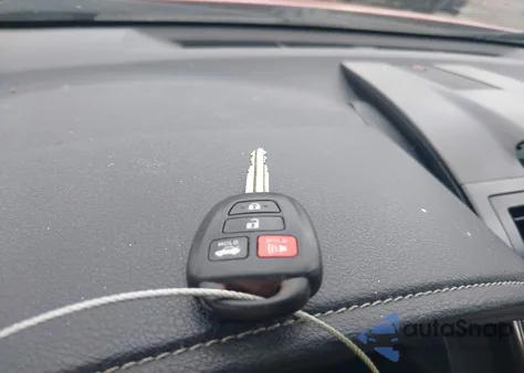 2012 Toyota Camry Le z USA, uszkodzony, nr VIN 4T4BF1FK5CR271303